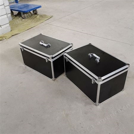 大型铝合金箱 运输设备箱 定制加工 金属多功能手提箱 灯光箱