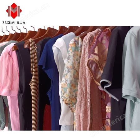 广州扎古米 中国旧衣服装出口批发二手衣服市场 中非 二手服装旧女款棉连衣裙