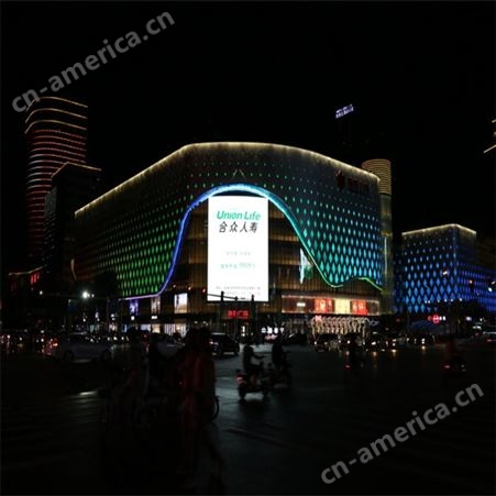 新天地广场LED大屏广告展示 户外媒体找传播易
